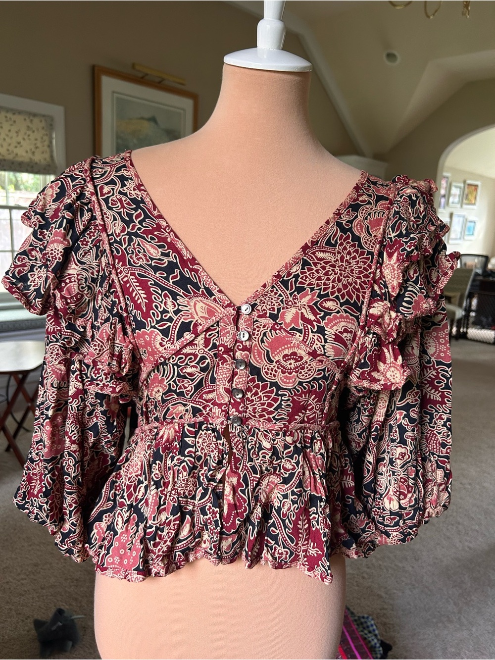 Floral Burgundy V-Neck Ruffle Crop Top